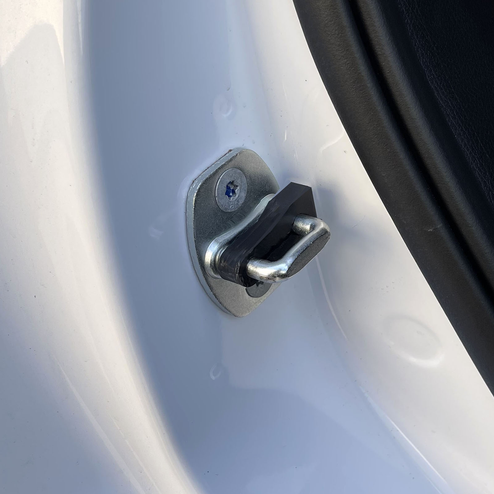 Tłumik zderzaka zamka drzwi do – Door Stopper Rubber recenzja i cena